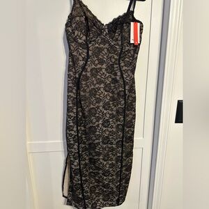 NWT Corset All Lace Hourglass dress with built in shapewear